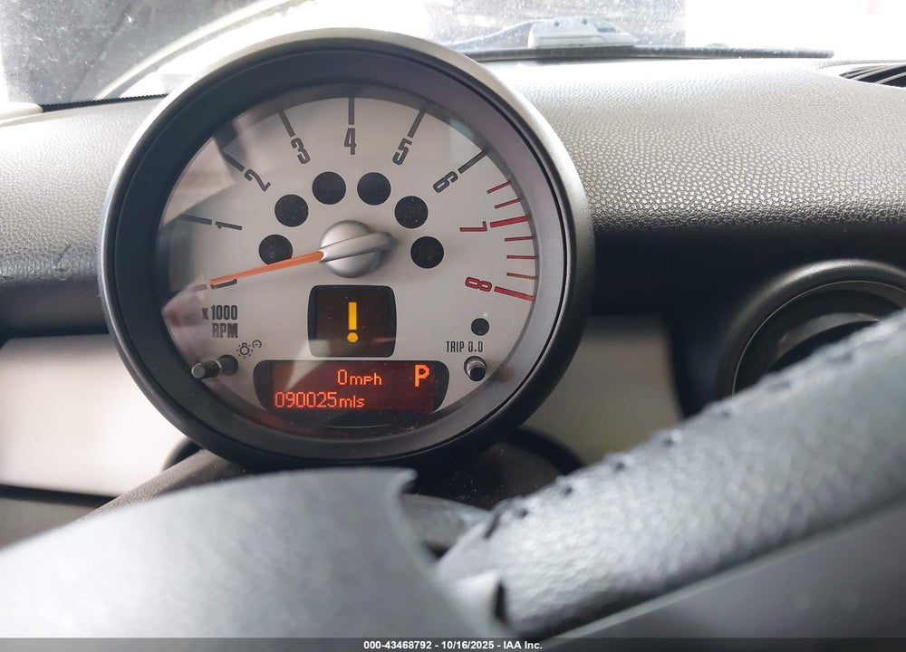2012 MINI COOPER VIN: WMWSU3C56CT261428