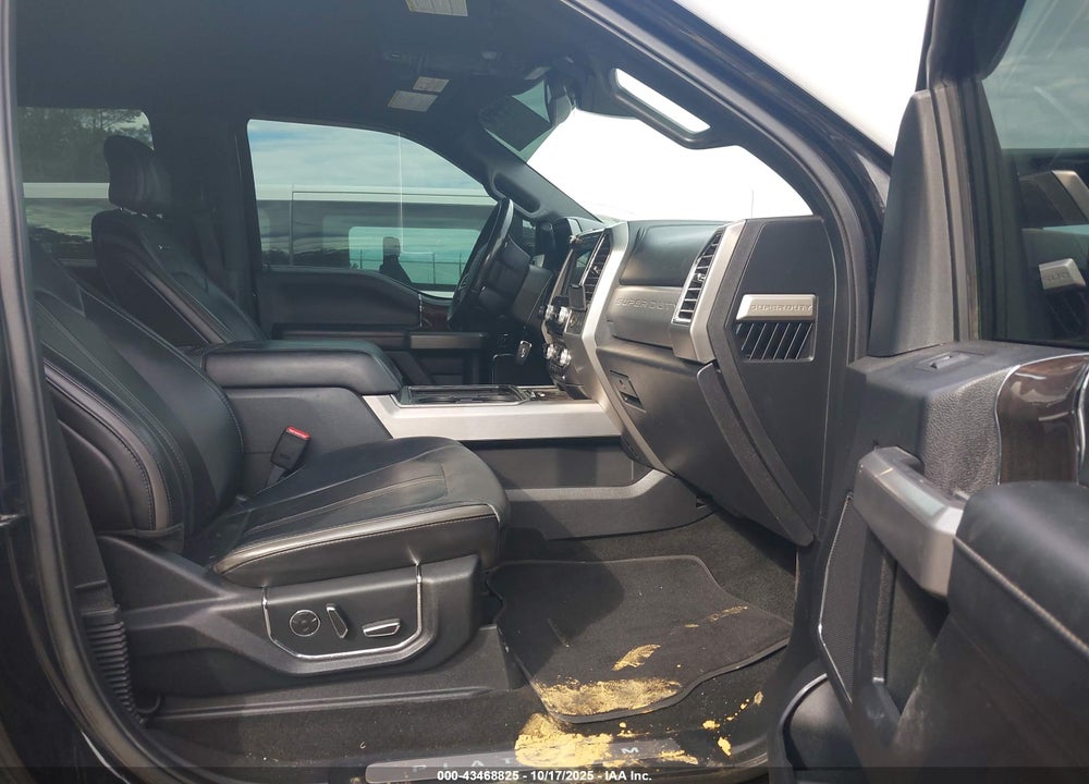 2017 FORD F-250 PLATINUM VIN: 1FT7W2BT0HEE41965
