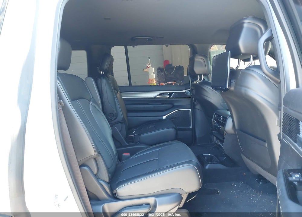 2025 JEEP WAGONEER SERIES II 4X4 VIN: 1C4SJVBP6SS502869