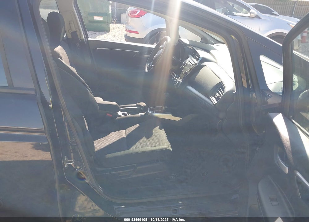 2019 HONDA FIT VIN: 3HGGK5H45KM711837
