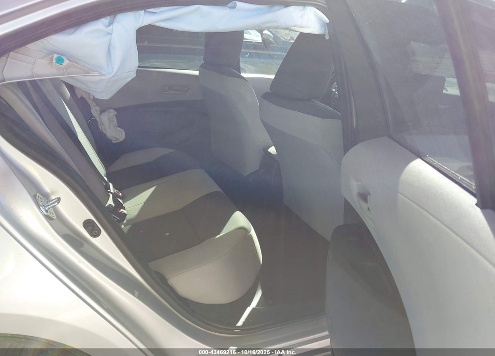 2025 TOYOTA COROLLA LE VIN: 5YFB4MDE6SP313136