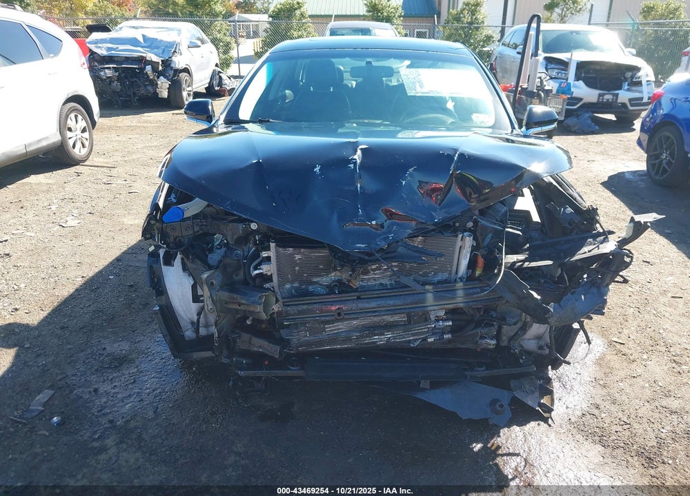 2016 LINCOLN MKZ VIN: 3LN6L2LU4GR616205