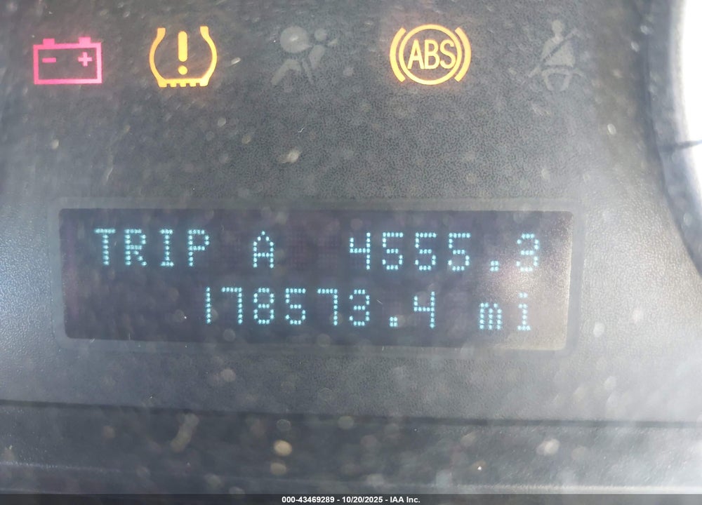 2010 FORD ESCAPE XLT VIN: 1FMCU0DG2AKA43118
