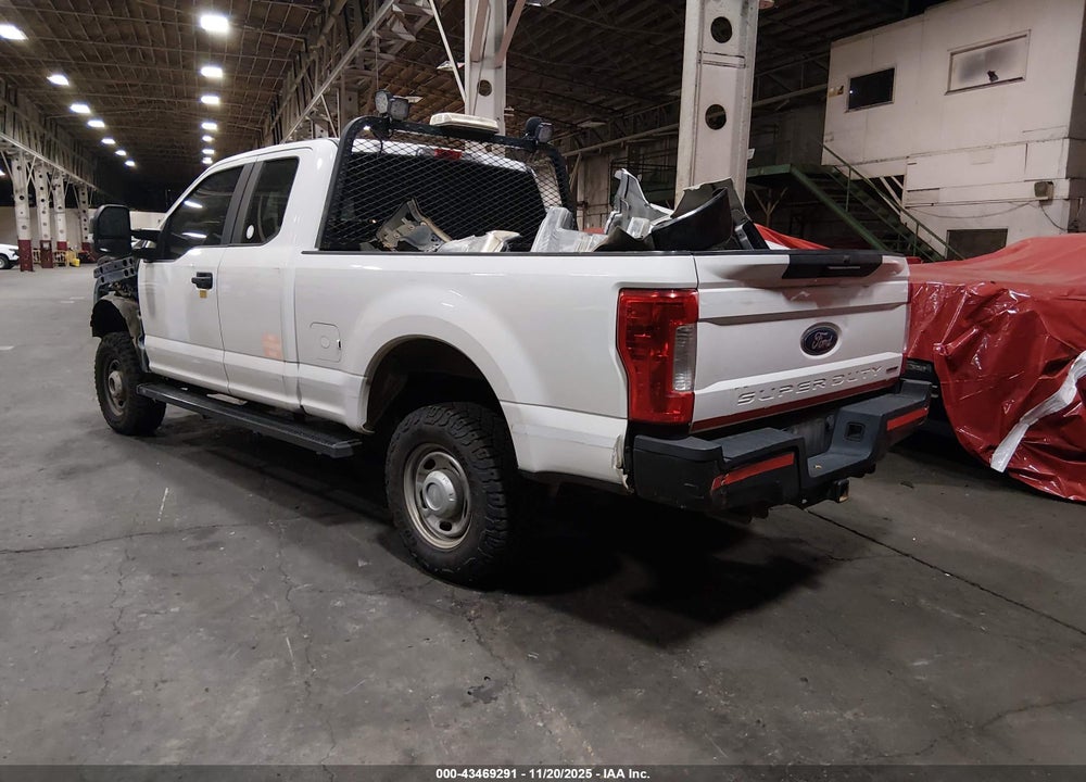 2017 FORD F-250 XL VIN: 1FT7X2B67HEC82918