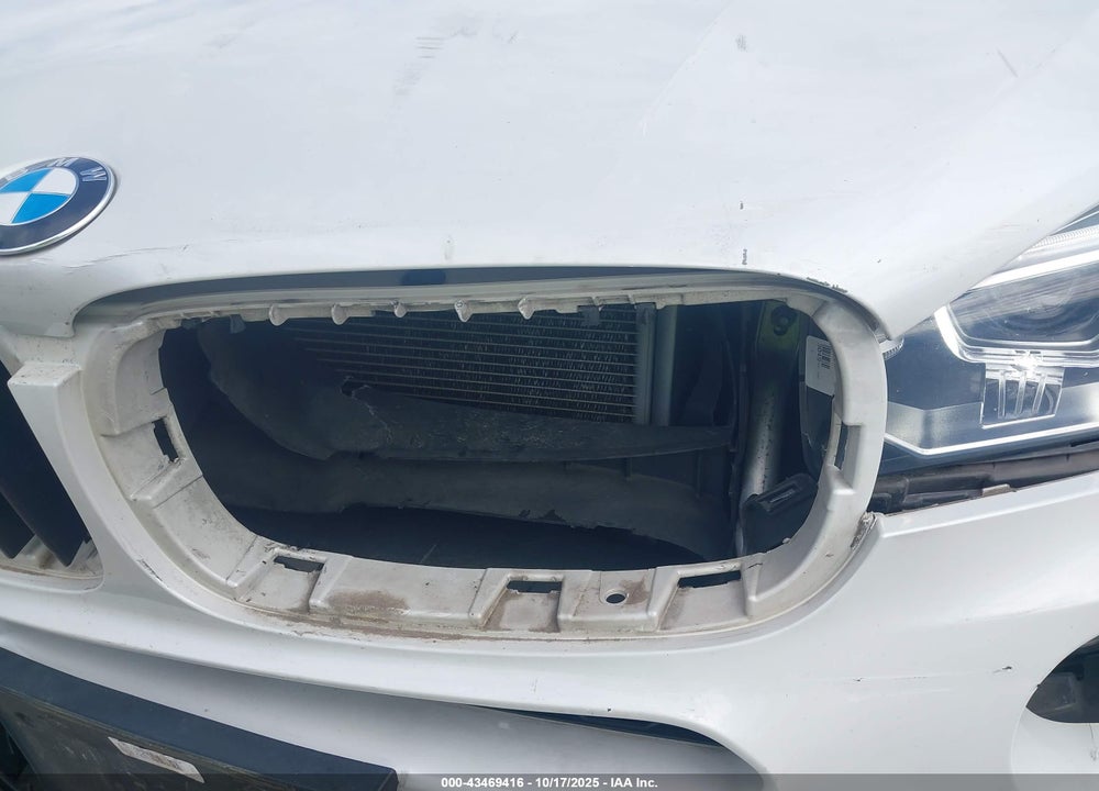 2016 BMW X5 XDRIVE35I VIN: 5UXKR0C53G0P25851