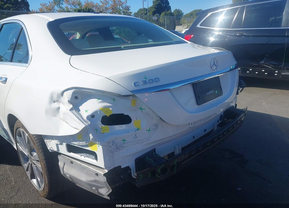 2018 MERCEDES-BENZ C 300 VIN: 55SWF4JB9JU282205