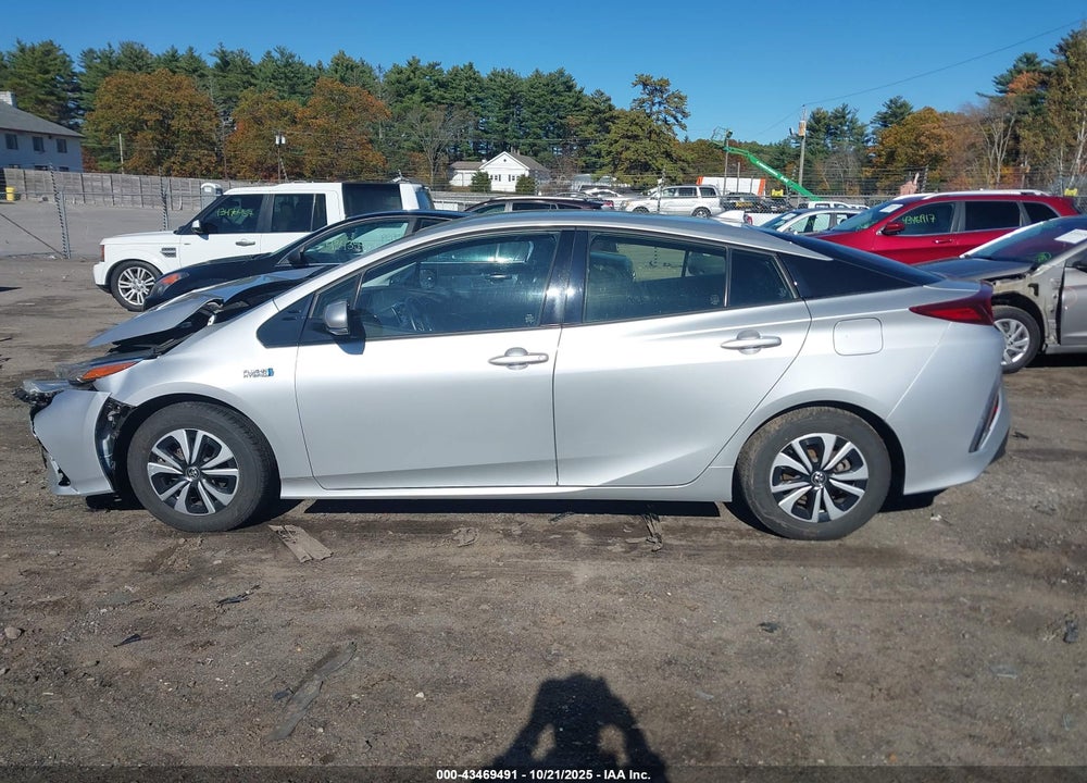 2017 TOYOTA PRIUS PRIME PLUS VIN: JTDKARFP9H3061100