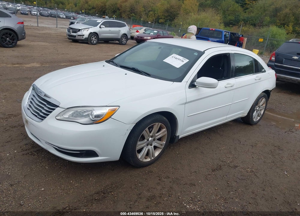2013 CHRYSLER 200 TOURING VIN: 1C3CCBBB7DN714204