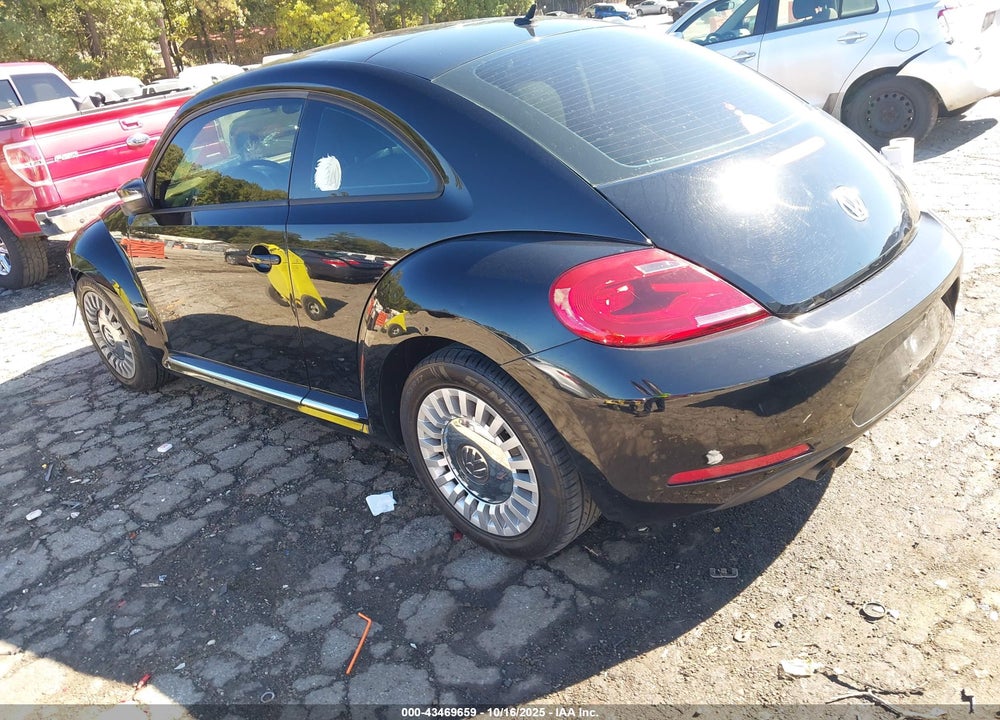 2013 VOLKSWAGEN BEETLE VIN: 3VWJP7AT9DM693703