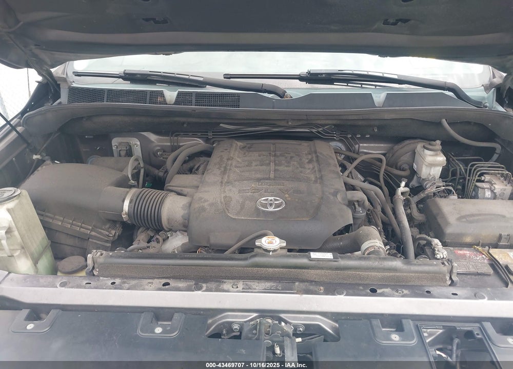 2018 TOYOTA TUNDRA LIMITED 5.7L V8 VIN: 5TFHW5F19JX774917