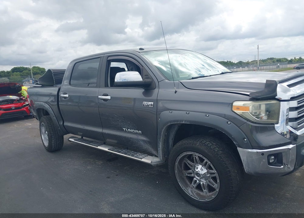 2018 TOYOTA TUNDRA LIMITED 5.7L V8 VIN: 5TFHW5F19JX774917
