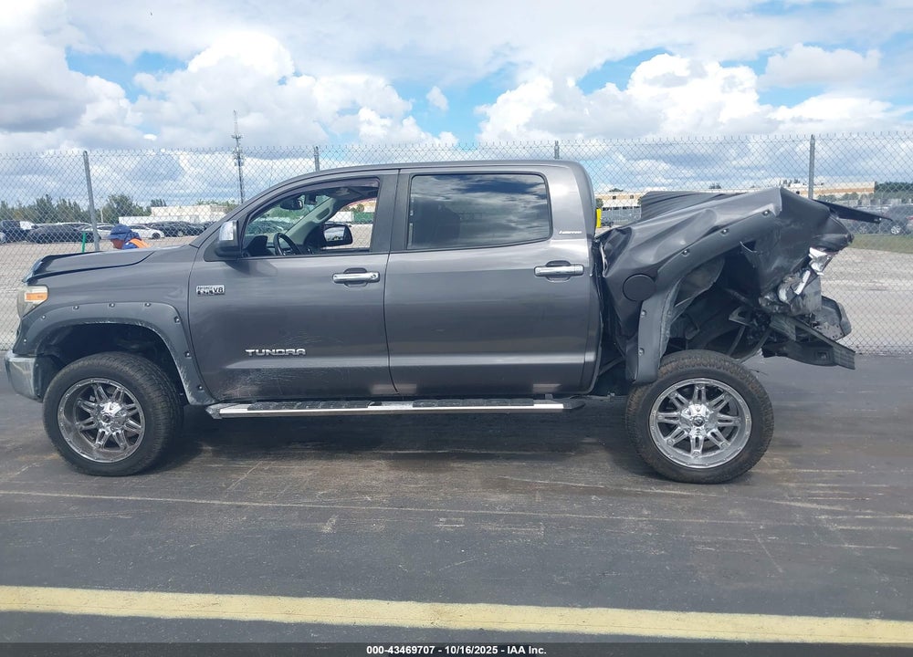 2018 TOYOTA TUNDRA LIMITED 5.7L V8 VIN: 5TFHW5F19JX774917