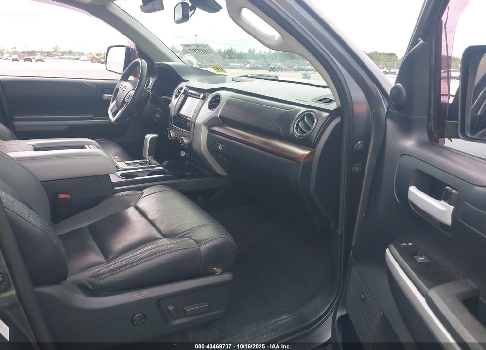 2018 TOYOTA TUNDRA LIMITED 5.7L V8 VIN: 5TFHW5F19JX774917