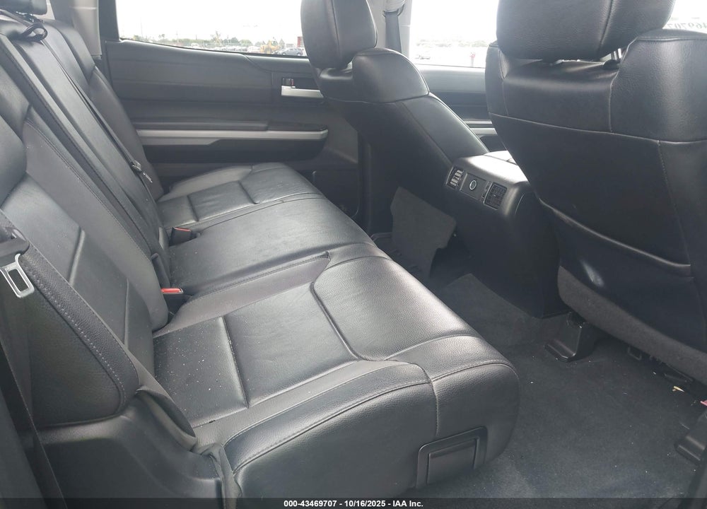 2018 TOYOTA TUNDRA LIMITED 5.7L V8 VIN: 5TFHW5F19JX774917