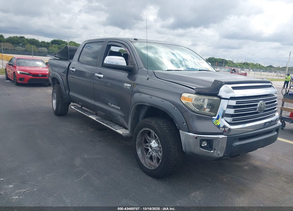 2018 TOYOTA TUNDRA LIMITED 5.7L V8 VIN: 5TFHW5F19JX774917