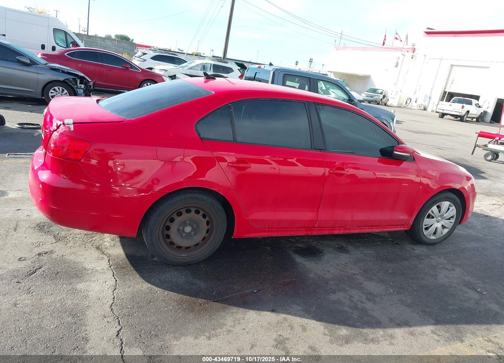 2014 VOLKSWAGEN JETTA 1.8T SE VIN: 3VWD17AJ2EM301725