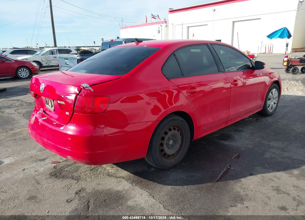 2014 VOLKSWAGEN JETTA 1.8T SE VIN: 3VWD17AJ2EM301725