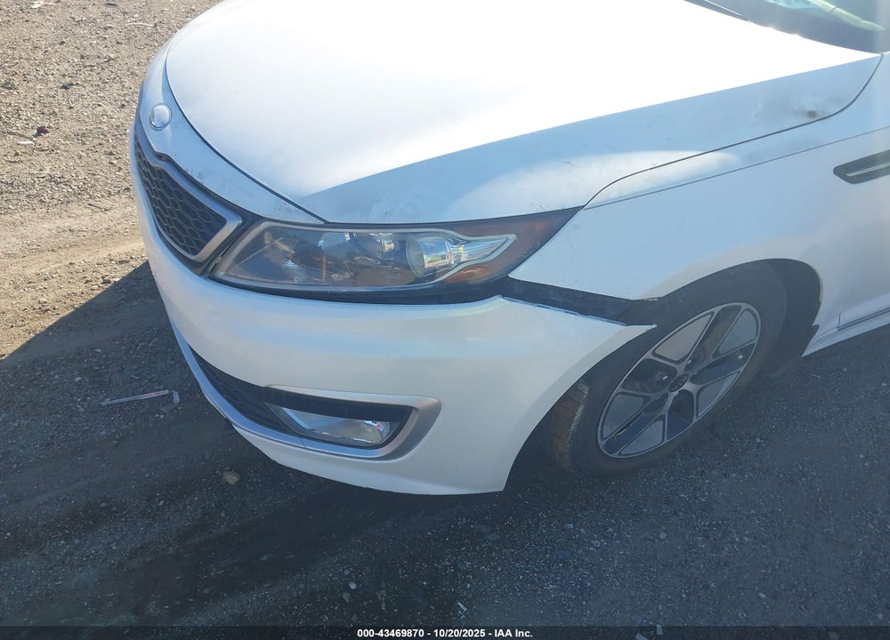 2013 KIA OPTIMA HYBRID VIN: KNAGM4AD8D5039128