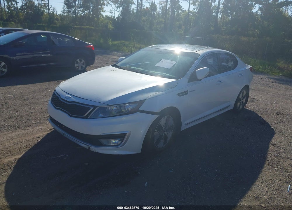 2013 KIA OPTIMA HYBRID VIN: KNAGM4AD8D5039128