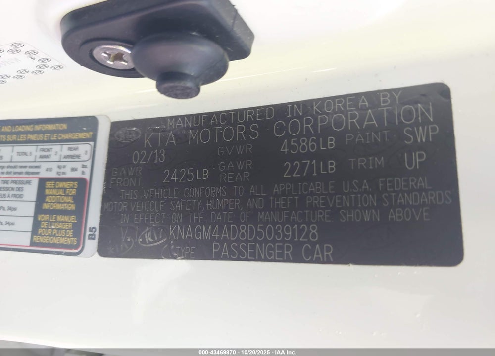 2013 KIA OPTIMA HYBRID VIN: KNAGM4AD8D5039128