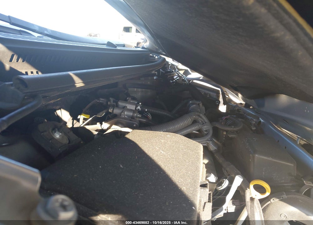 2015 TOYOTA PRIUS C TWO VIN: JTDKDTB36F1094099