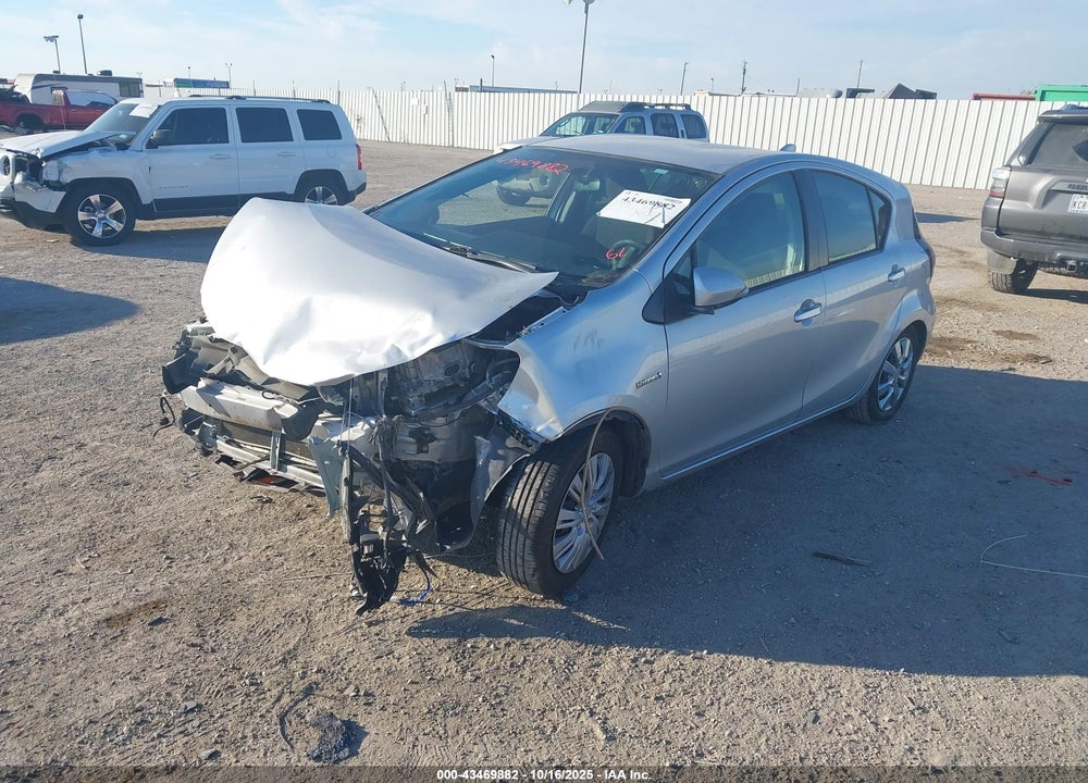 2015 TOYOTA PRIUS C TWO VIN: JTDKDTB36F1094099