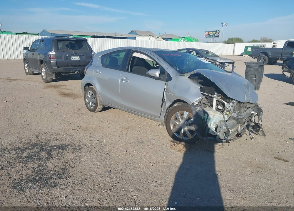 2015 TOYOTA PRIUS C TWO VIN: JTDKDTB36F1094099