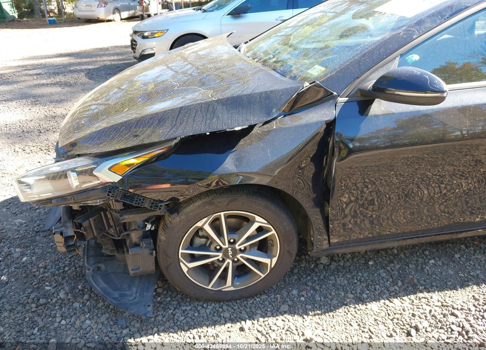 2022 KIA FORTE LXS VIN: 3KPF24AD8NE471227