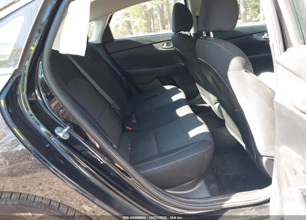 2022 KIA FORTE LXS VIN: 3KPF24AD8NE471227