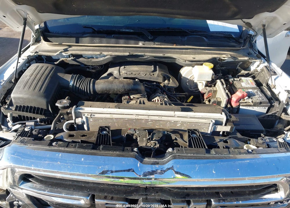 2019 RAM 1500 BIG HORN/LONE STAR 4X4 5'7 BOX VIN: 1C6SRFFT6KN663864