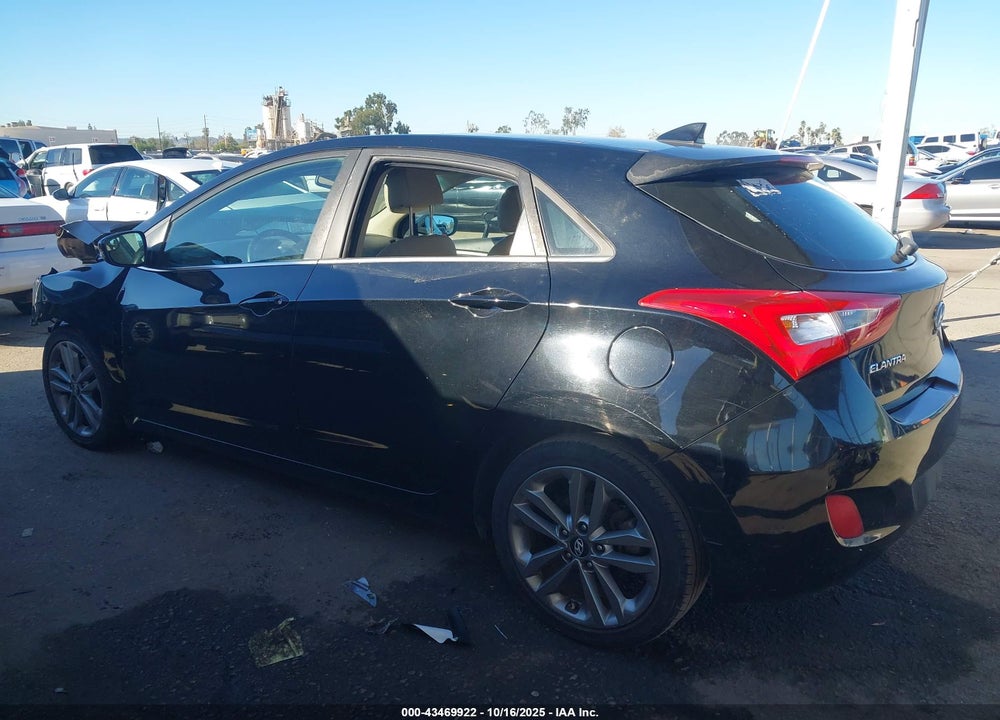 2016 HYUNDAI ELANTRA VIN: KMHD35LH7GU323340