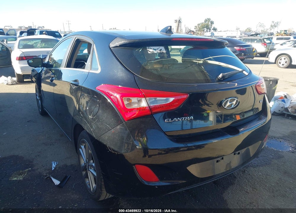 2016 HYUNDAI ELANTRA VIN: KMHD35LH7GU323340