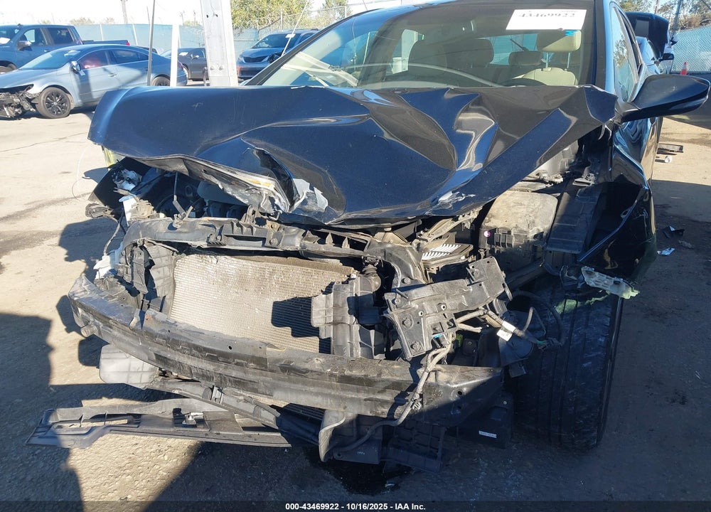 2016 HYUNDAI ELANTRA VIN: KMHD35LH7GU323340
