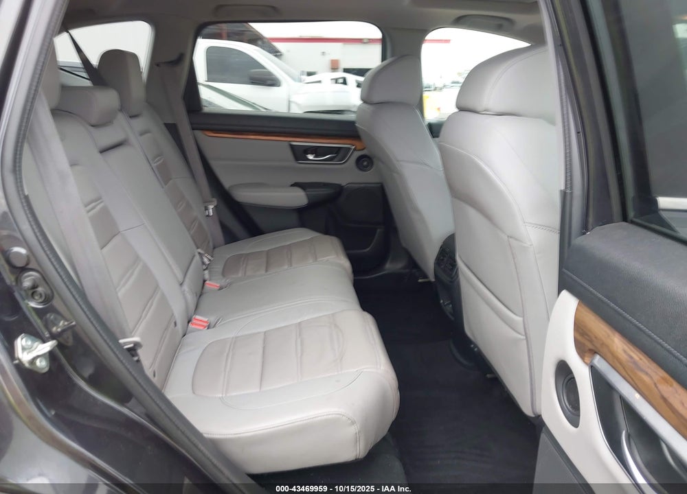 2018 HONDA CR-V VIN: 7FARW2H84JE041489