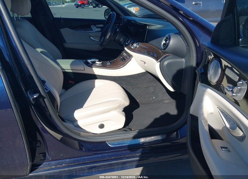 2020 MERCEDES-BENZ E-CLASS VIN: W1KZF8DB4LA841887