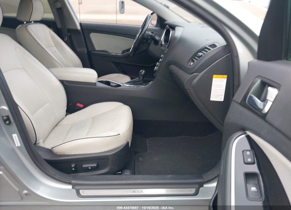 2014 KIA OPTIMA HYBRID VIN: KNAGN4AD6E5067458