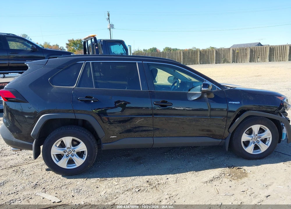 2021 TOYOTA RAV4 HYBRID XLE VIN: 2T3R6RFV6MW018632