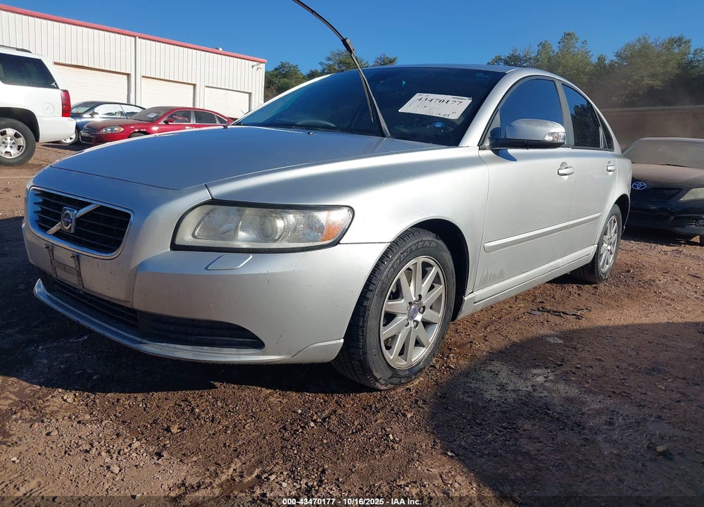 2008 VOLVO S40 2.4I VIN: YV1MS382X82388111