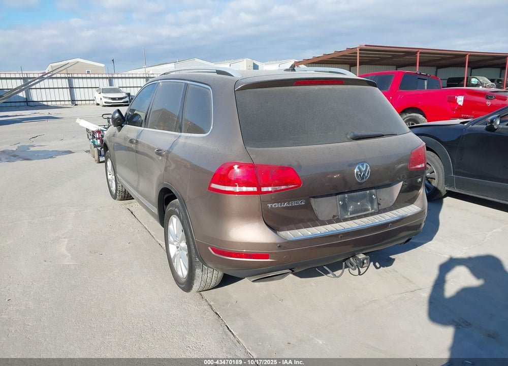 2013 VOLKSWAGEN TOUAREG VIN: WVGEF9BP4DD009474
