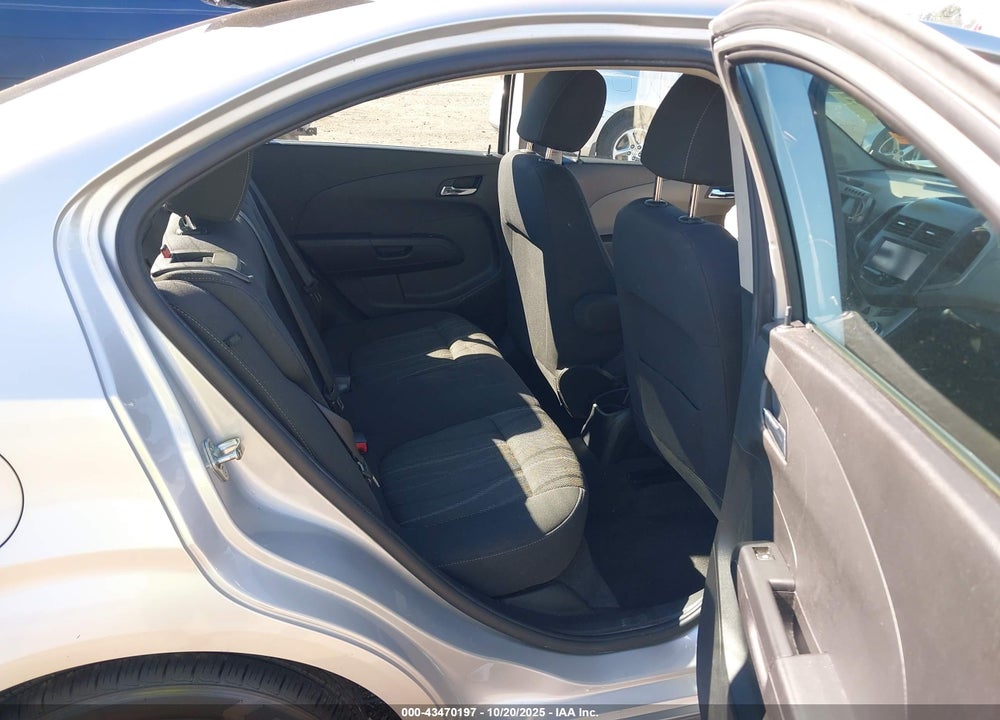 2015 CHEVROLET SONIC LT AUTO VIN: 1G1JC5SH4F4105100