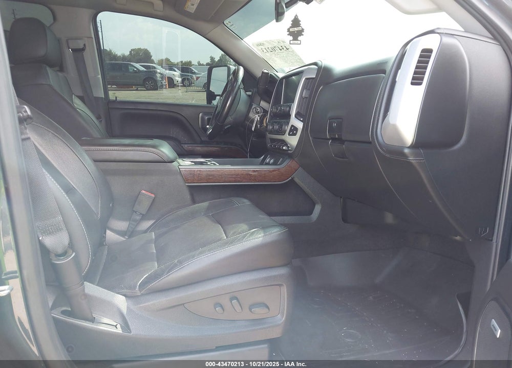 2018 GMC SIERRA 1500 SLT VIN: 3GTP1NECXJG307443