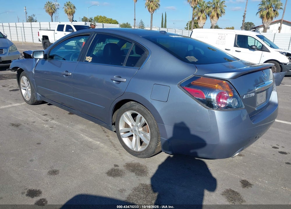 2011 NISSAN ALTIMA 3.5 SR VIN: 1N4BL2AP9BN480266