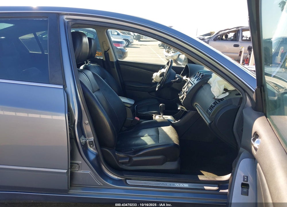 2011 NISSAN ALTIMA 3.5 SR VIN: 1N4BL2AP9BN480266