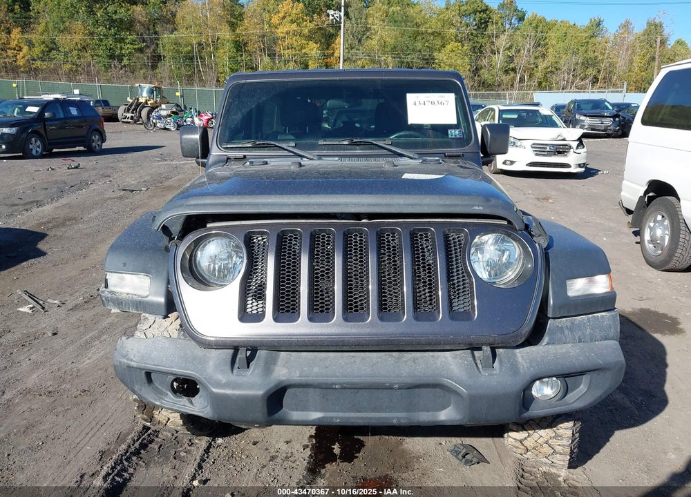 2018 JEEP WRANGLER UNLIMITED SPORT S 4X4 VIN: 1C4HJXDG1JW227096