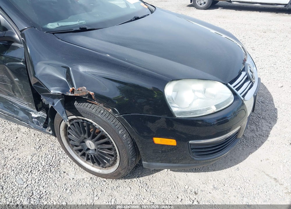 2010 VOLKSWAGEN JETTA VIN: 3VWJZ7AJ5AM077226