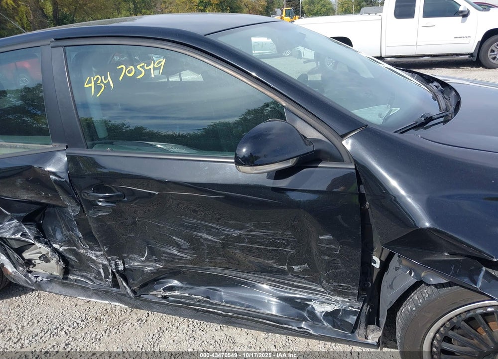 2010 VOLKSWAGEN JETTA VIN: 3VWJZ7AJ5AM077226