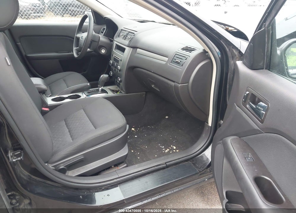 2011 FORD FUSION VIN: 3FAHP0HA6BR155401