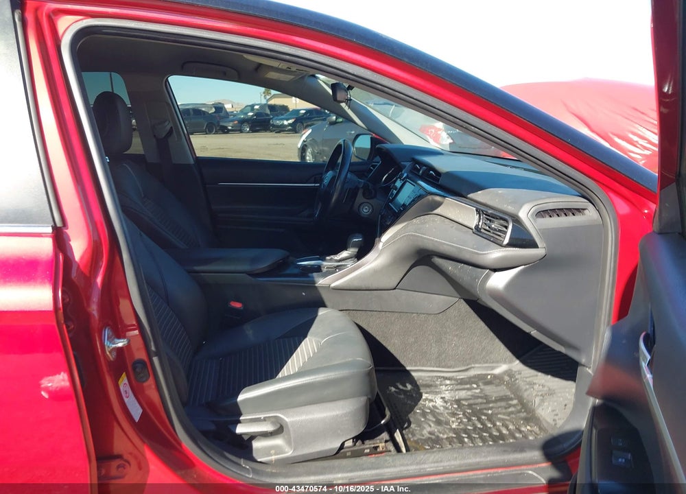 2019 TOYOTA CAMRY SE VIN: 4T1B11HK5KU174882