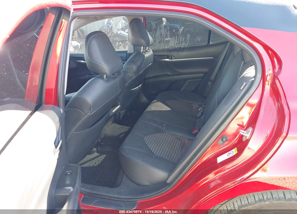 2019 TOYOTA CAMRY SE VIN: 4T1B11HK5KU174882