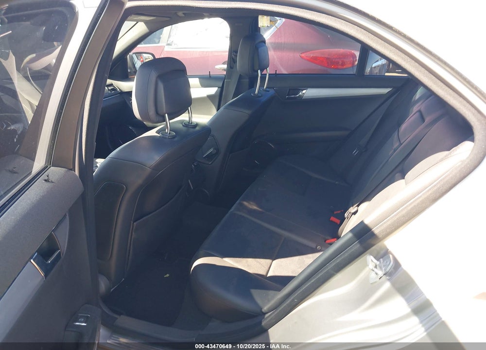 2008 MERCEDES-BENZ C CLASS VIN: WDDGF54X38F075758